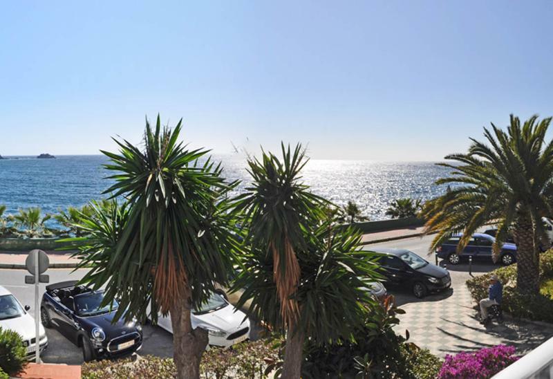 Arrayanes Playa Almunecar Exterior photo